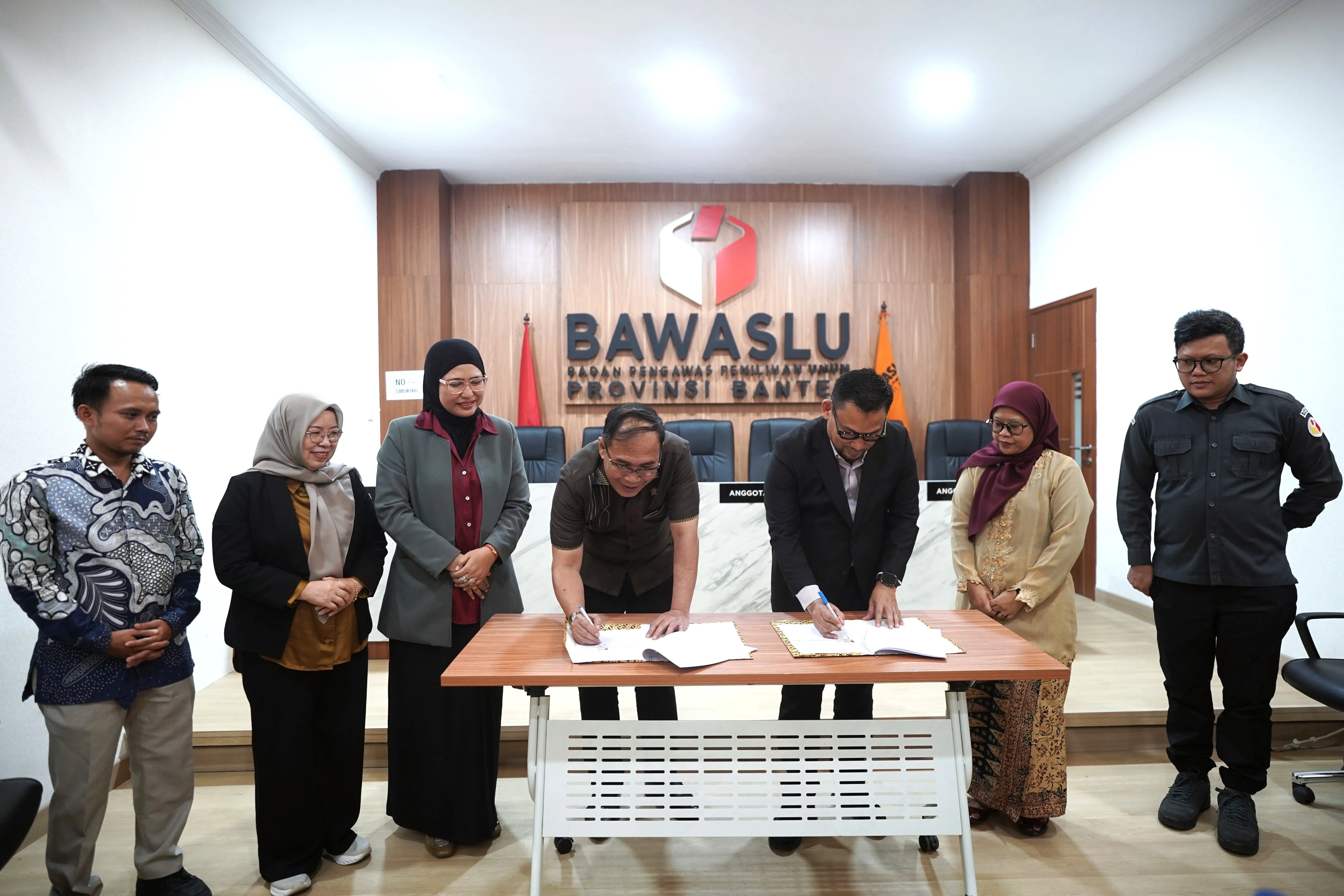 MoU Universitas Banten Jaya dan bawaslu Banten