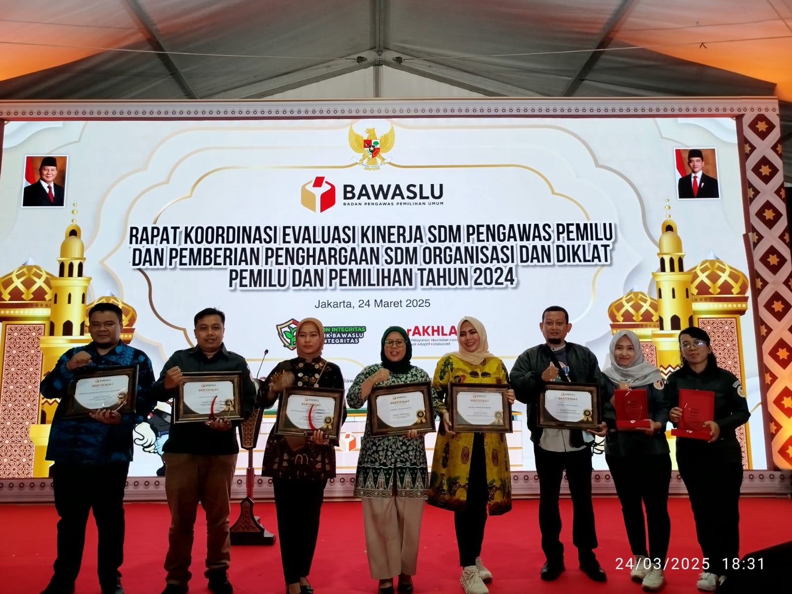 Bawaslu se-Banten Raih 6 Penghargaan SDMO Awards