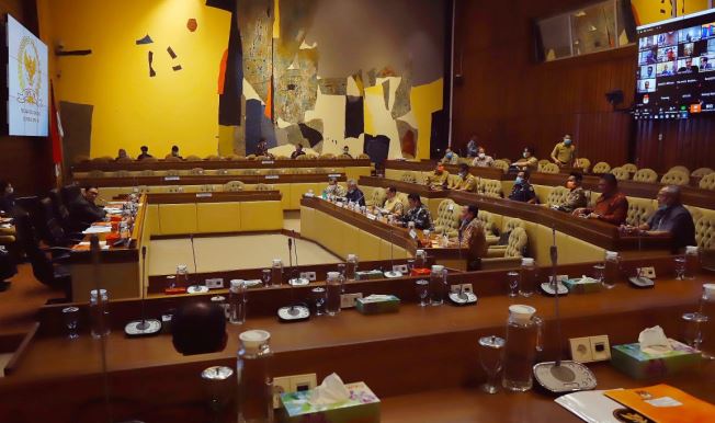 Pelaksanaan Pilkada 2020 Sepakat Ditunda