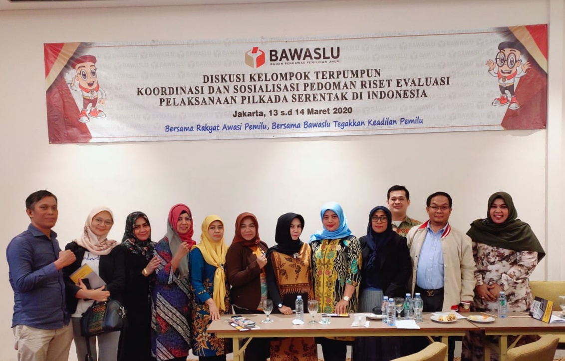 Bawaslu Banten Hadiri Diskusi Kelompok Terpumpun Koordinasi dan Sosialisasi Pedoman Riset Evaluasi Pelaksanaan Pemilihan Serentak di Indonesia.