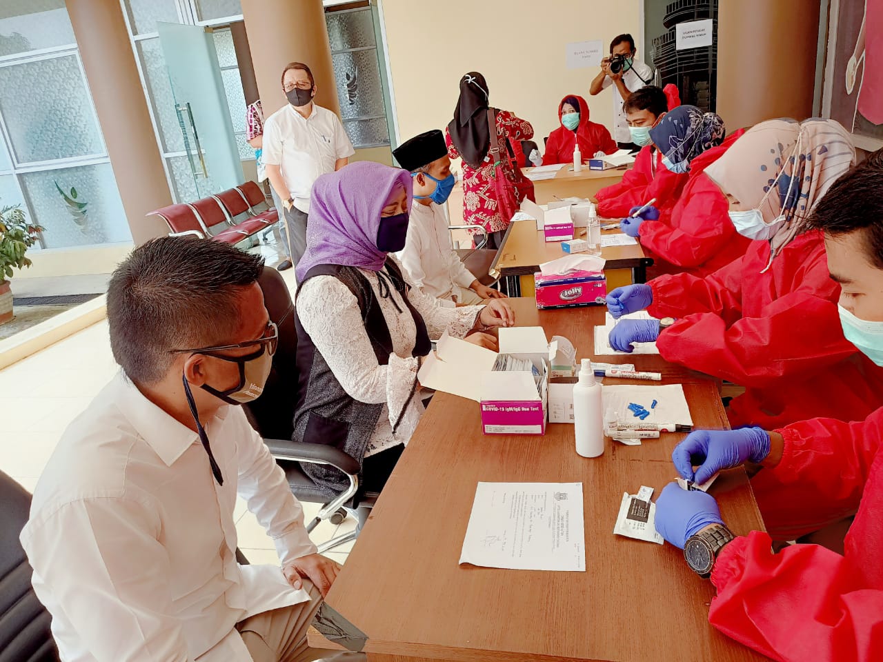 Jajaran Pengawas Pemilu di Banten lakukan test covid-19