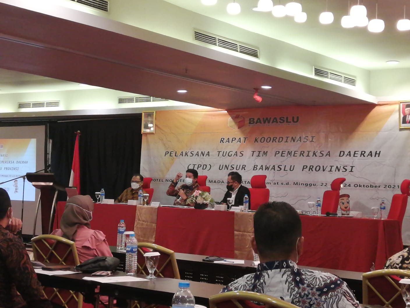 Sampaikan Materi Pada Rapat TPD Bawaslu Provinsi, Prof. Muhammad: Pengetahuan TPD tentang Penyelenggara Pemilu Harus Kokoh