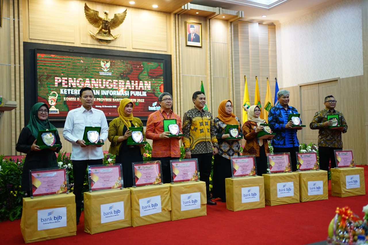 PPID Bawaslu Provinsi Banten Kembali Raih Predikat Informatif untuk Ke-Empat Kali