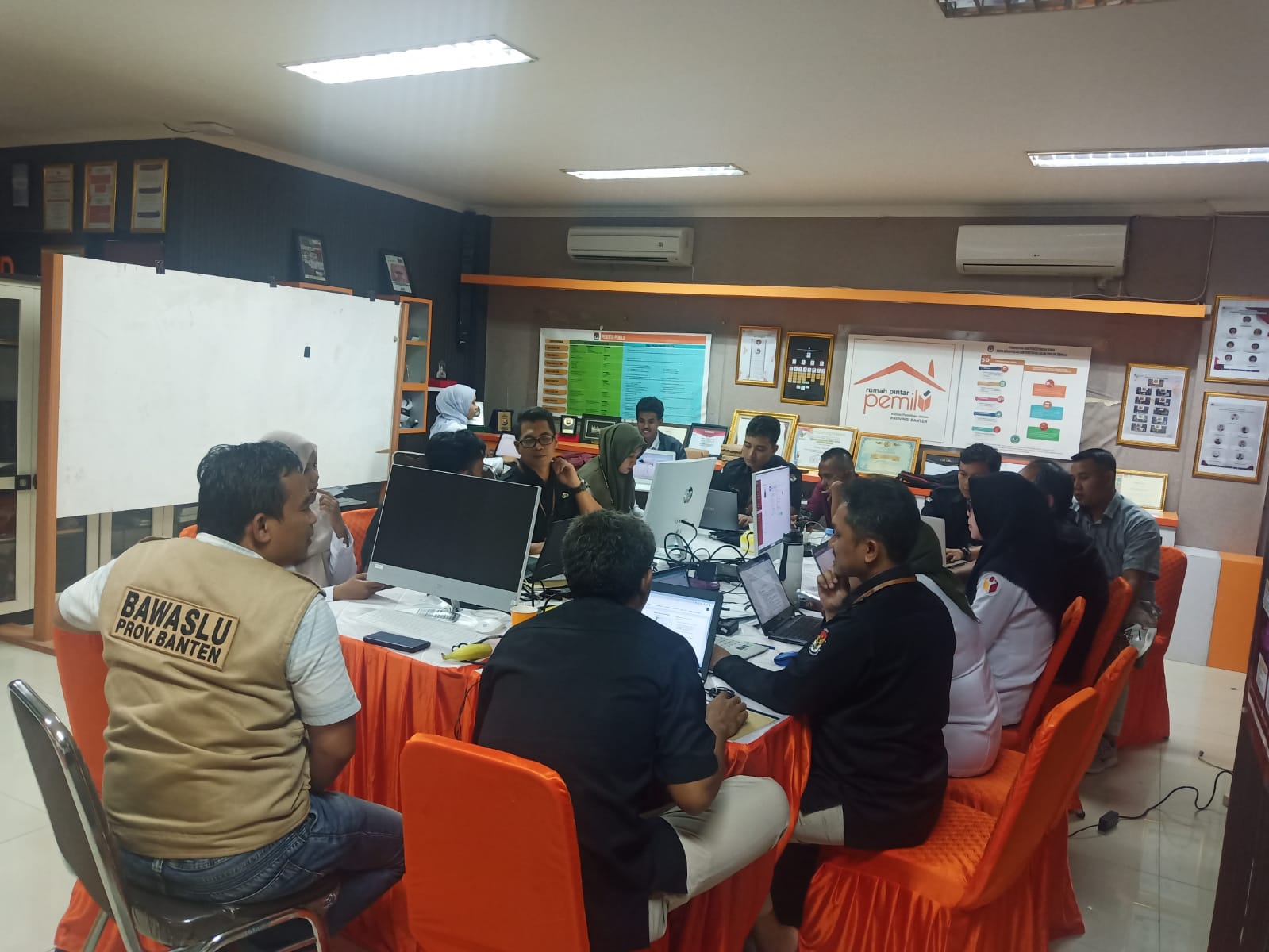 Hasil Pengawasan Vermin Bacalon Anggota DPD Dan DPRD, Bawaslu Provinsi Banten Temukan Banyak Bacaleg Berstatus BMS