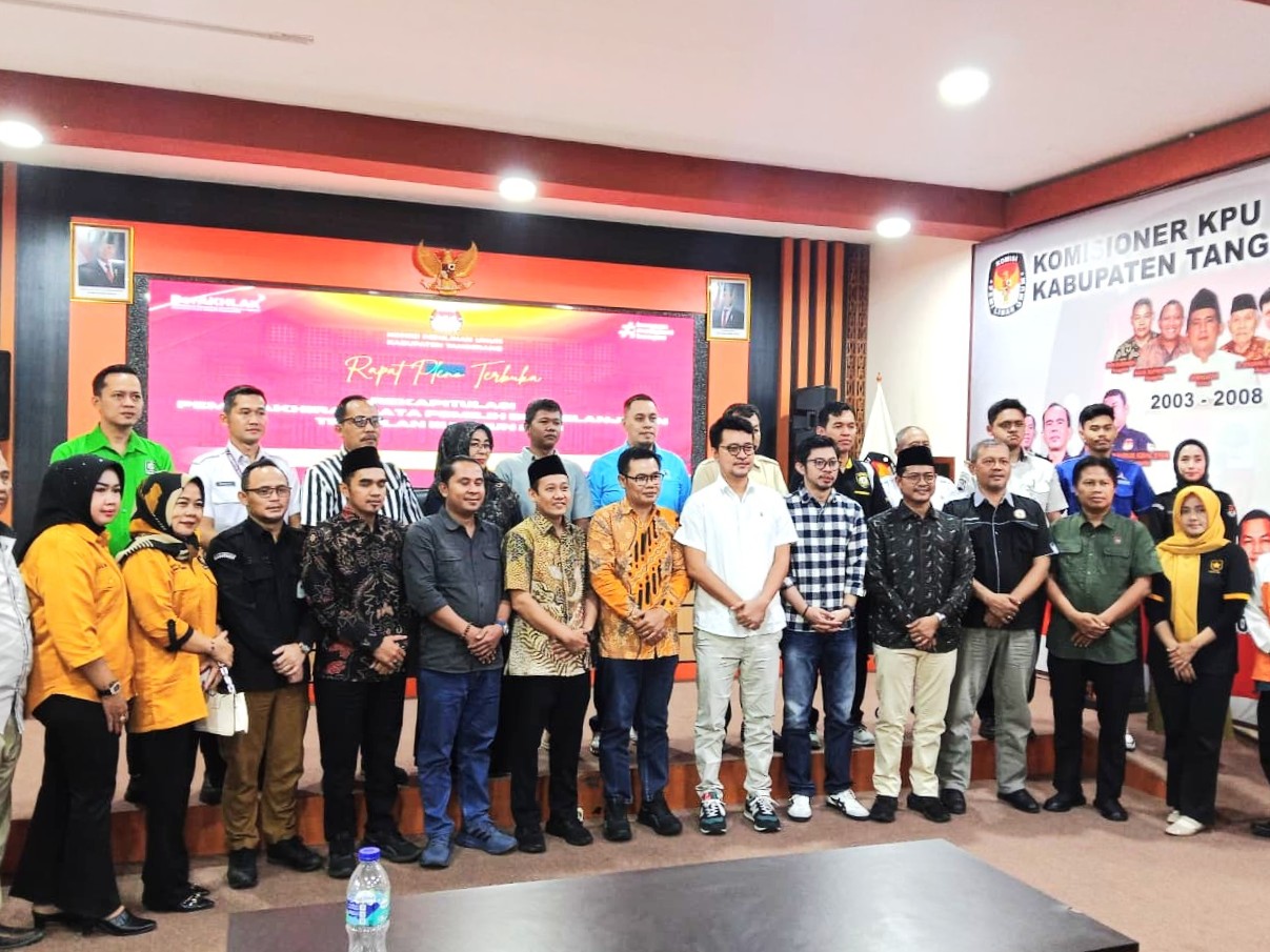 Ajat Munajat Hadiri Pleno PDPB Kabupaten Tangerang, Bawaslu Sampaikan Saran Perbaikan