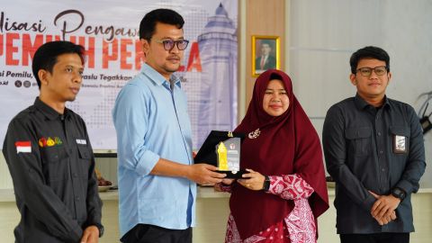Perkuat Kualitas Pelayanan, Bawaslu Provinsi Banten Gelar Forum Konsultasi Publik (FKP) Standar Pelayanan Publik