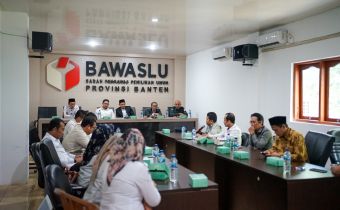 Pertemuan Bawaslu dan KPU Provinsi Banten:Optimalisasi Sinergi dalam Koordinasi Kelembagaan