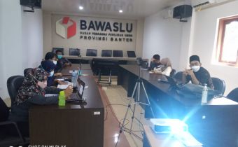 Rapat Rutin Mingguan Divisi SDM