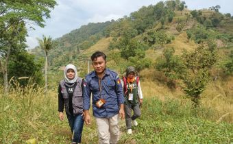 Mendaki Gunung, Bawaslu Pastikan Kebenaran Materil Dukungan Bapaslon Perseorangan Pilkada Cilegon