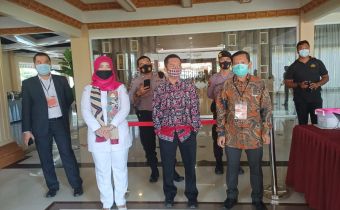 Bawaslu Banten Hadiri Rapat Pleno Terbuka Pengundian dan Penetapan Nomor Urut Pasangan Calon Bupati dan Wakil Bupati Pandeglang