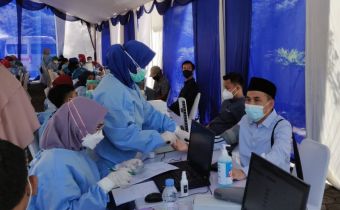 Jajaran Pengawas di Banten Melakukan Vaksinasi