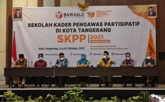 Tutup SKPP Di Tangerang, Bawaslu Banten Minta Kader SKPP Wujudkan Proses Demokrasi yang Positif