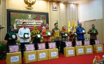PPID Bawaslu Provinsi Banten Kembali Raih Predikat Informatif untuk Ke-Empat Kali