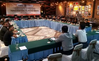 BAWASLU PROVINSI BANTEN GELAR BIMTEK PELIPUTAN DAN PENULISAN BERITA