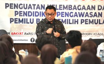 Bawaslu Goes to School, Bawaslu Provinsi Banten Bekali Pemilih Pemula dengan Pengetahuan Pengawasan Pemilu